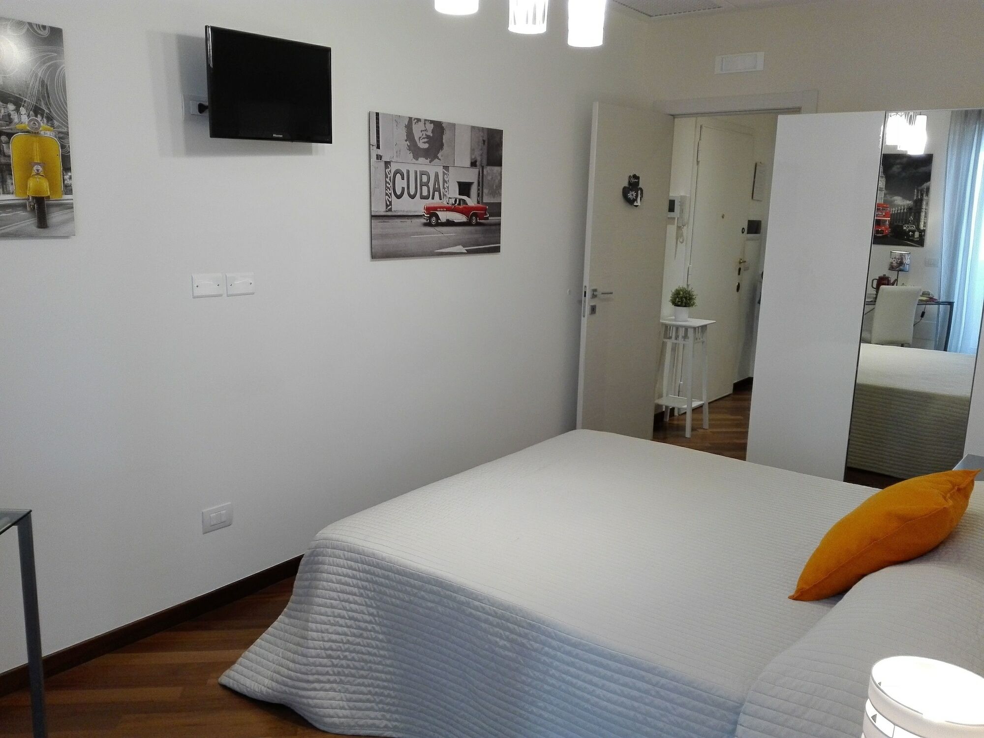 Residenza Piazza Moro Bed & Breakfast Bari Exterior photo